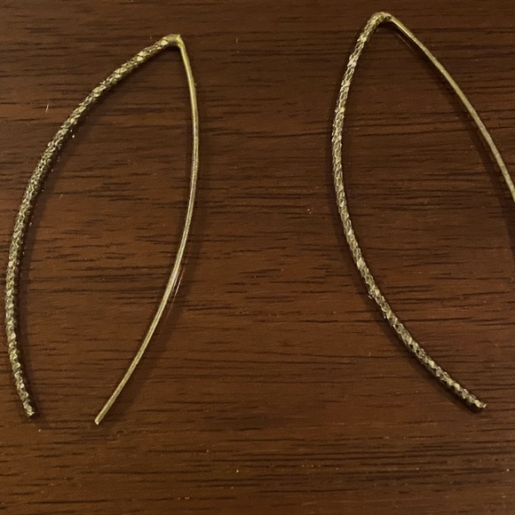 HAND MADE GOLD WISHBONE EARRINGS - Picture 3 of 5